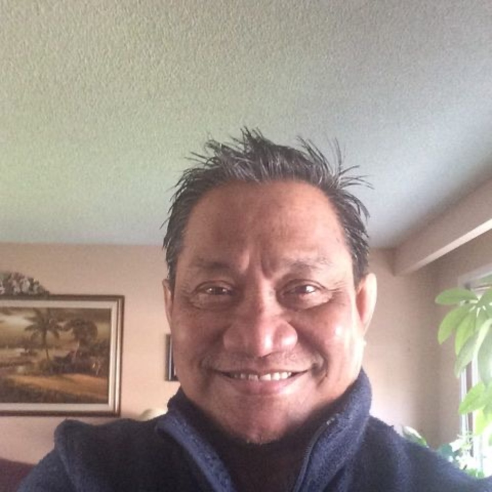 Meet your Posher, Luis